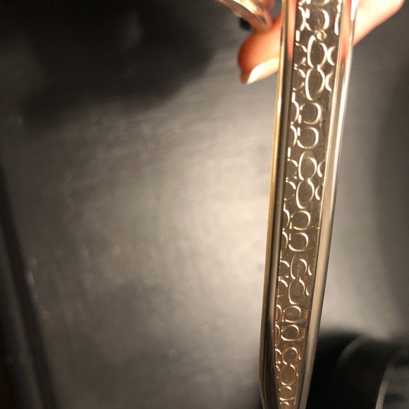 Authentic 100% Coach signature aviator sunglasses - Picture 8 of 8